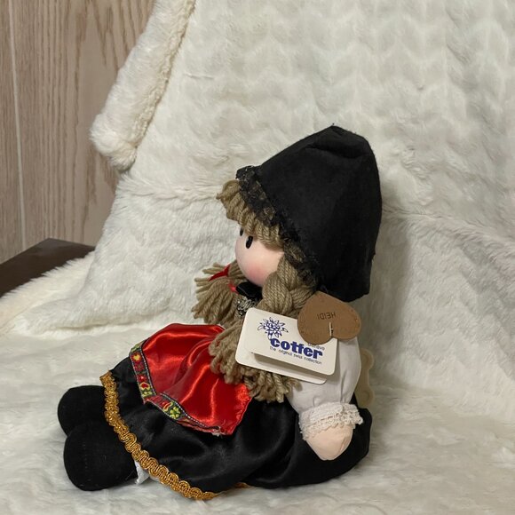 Geneve Coffer Original Switzerland Windup Musical "Heidi" Doll - Picture 4 of 5